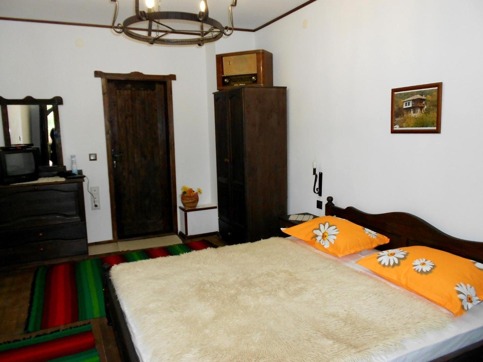 Milkovata Guest House Koshov Bilik gambar